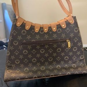 laney purse